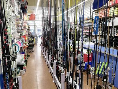 海外漁具店巡禮 那些讓垂釣者心馳神往的“夢幻裝備”與全球漁具銷售趨勢